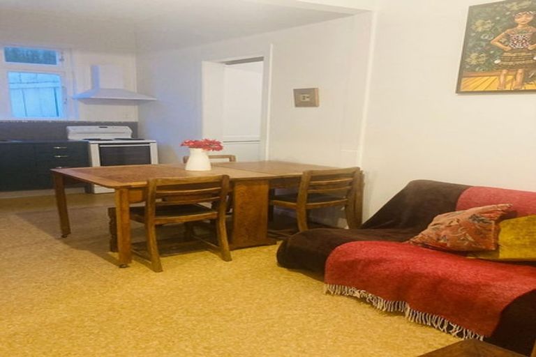 Photo of property in 21a Matai Road, Stanmore Bay, Whangaparaoa, 0932