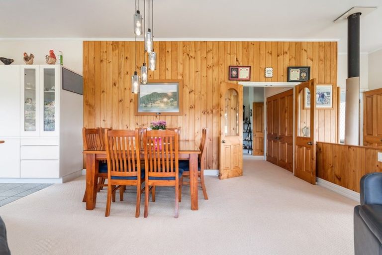 Photo of property in 30 Saleyards Road, Kauri, 0185