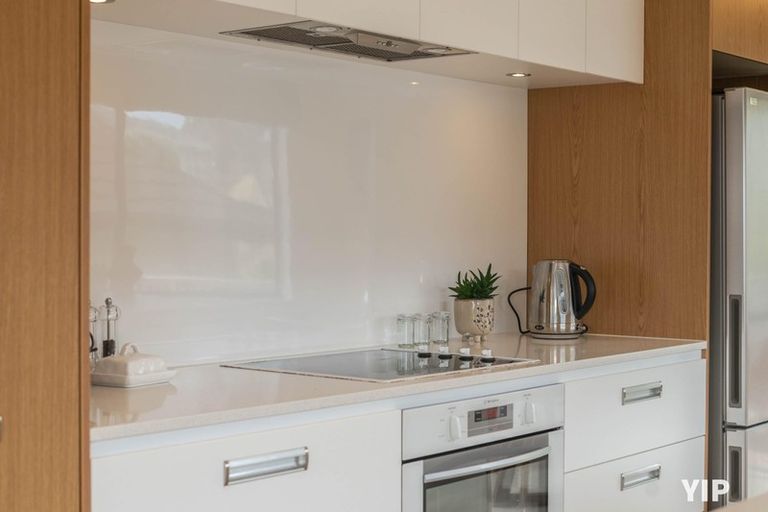 Photo of property in 4 Meadowcroft Grove, Johnsonville, Wellington, 6037