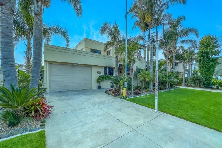 Photo of property in 101 Leighton Road, Whangamata, 3620