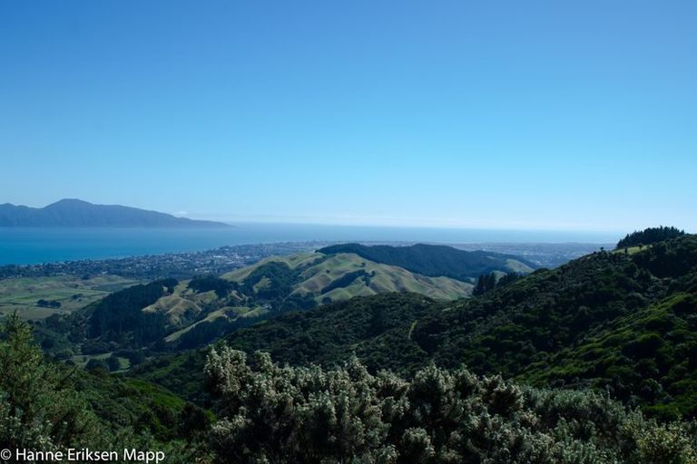 Photo of property in 220 Maungakotukutuku Road, Paraparaumu, 5032