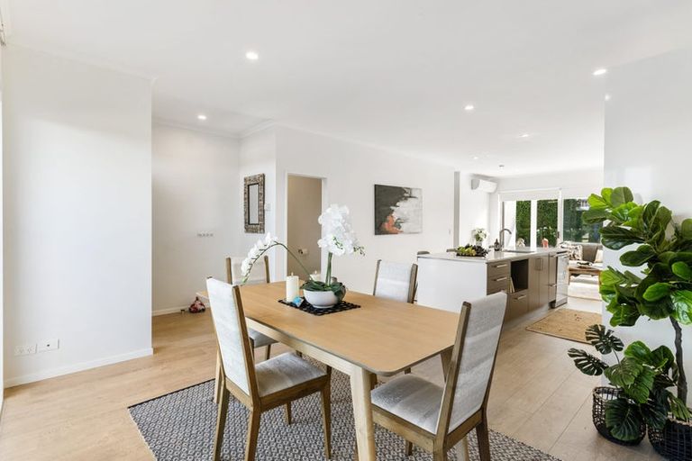 Photo of property in 10 Tyler Davies Drive, Red Beach, 0932