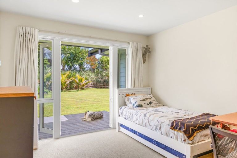 Photo of property in 134 Snodgrass Road, Westport, 7892