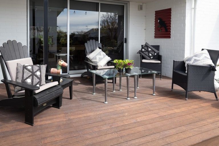 Photo of property in 16 Country Place, Allenton, Ashburton, 7700