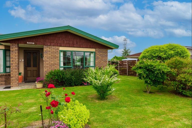 Photo of property in 11 Church Lane, Waipukurau, 4200