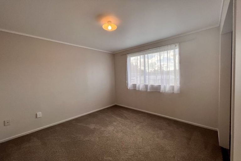 Photo of property in 1/67 Redcrest Avenue, Red Hill, Papakura, 2110