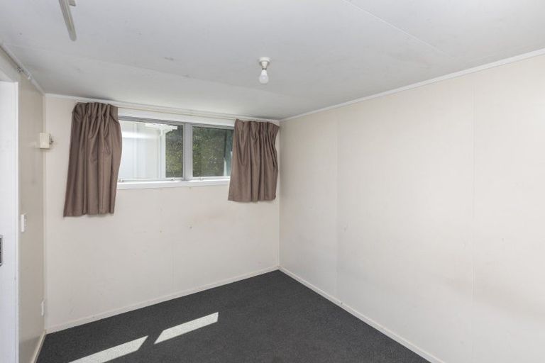 Photo of property in 21 Piko Crescent, Riccarton, Christchurch, 8041