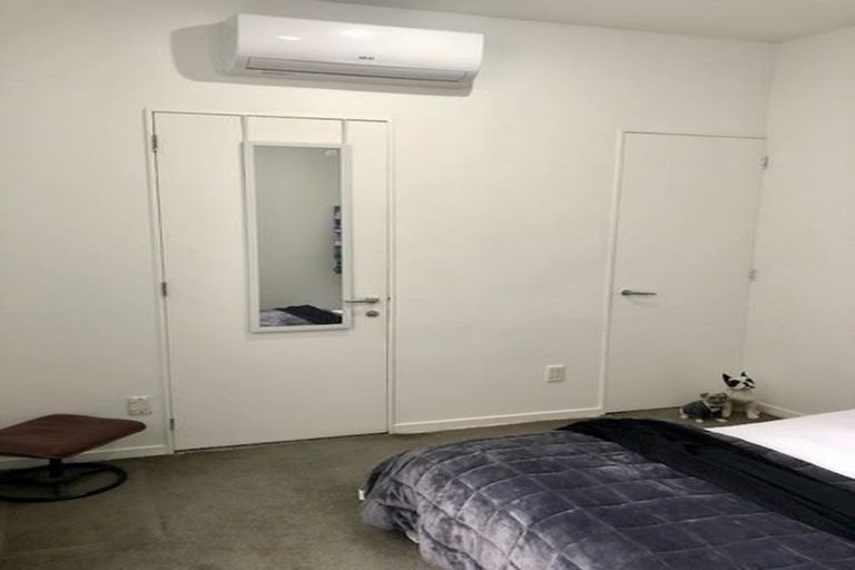 Photo of property in Mondrian Townhouses, 10/24 Hanson Street, Mount Cook, Wellington, 6021