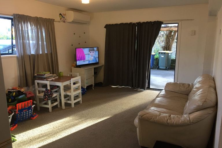 Photo of property in 108 Portage Road, New Lynn, Auckland, 0600