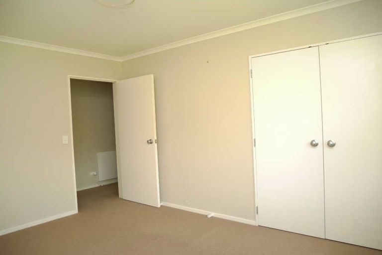 Photo of property in 4 Monarch Place, Paraparaumu Beach, Paraparaumu, 5032