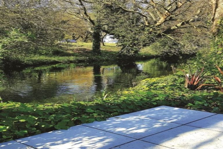 Photo of property in 1 Wood Lane, Fendalton, Christchurch, 8014