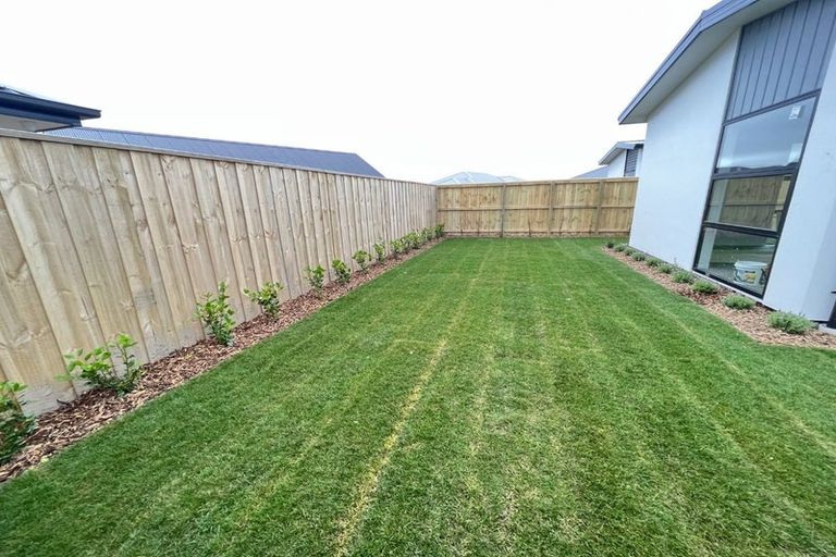 Photo of property in 27 Marcoola Drive, Rolleston, 7614