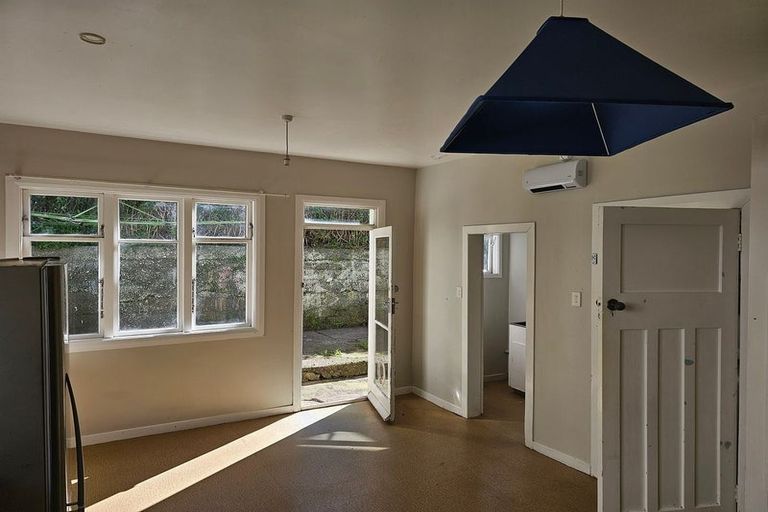 Photo of property in 302 Adelaide Road, Newtown, Wellington, 6021