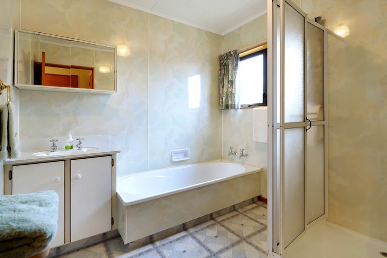 Photo of property in 29 Farnham Drive, Richmond, 7020