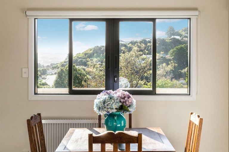 Photo of property in 22 Hicks Close, Whitby, Porirua, 5024