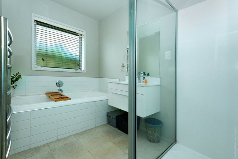 Photo of property in 33 Champagne Avenue, Yaldhurst, Christchurch, 8042