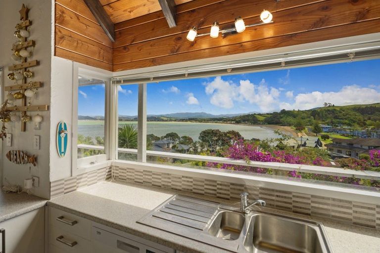 Photo of property in 23 Haddon Crescent, Whitianga, 3510