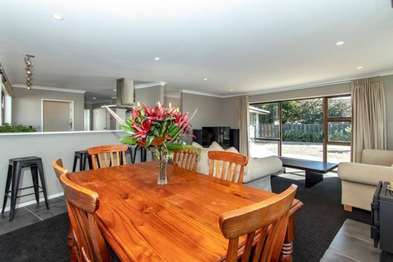 Photo of property in 9 Gilmour Place, Taradale, Napier, 4112