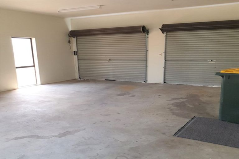 Photo of property in 31 Racecourse Road, Waiuku, 2123