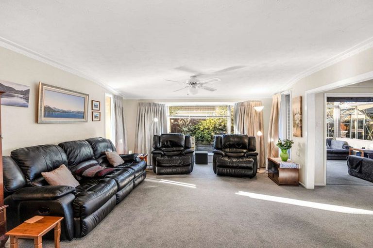 Photo of property in 18 Tisch Place, Belfast, Christchurch, 8051