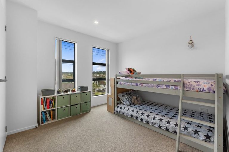 Photo of property in 4/122 Pooks Road, Ranui, Auckland, 0612