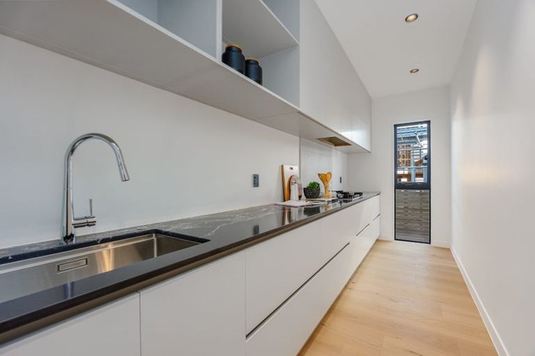 Photo of property in 160 Te Oneroa Way, Long Bay, Auckland, 0630
