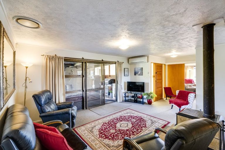 Photo of property in 31 Glamorgan Avenue, Tamatea, Napier, 4112