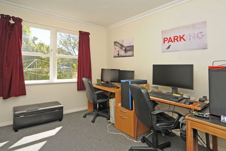 Photo of property in 18 Buchanan Street, Wadestown, Wellington, 6012