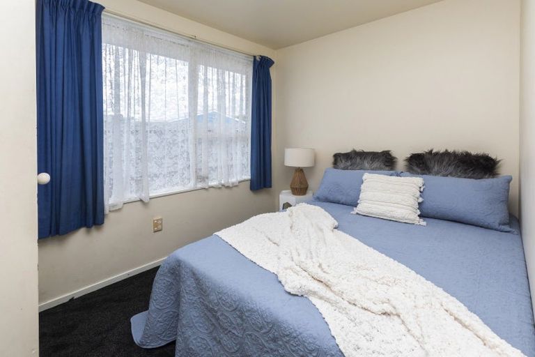 Photo of property in 32 Claymore Street, Woolston, Christchurch, 8062