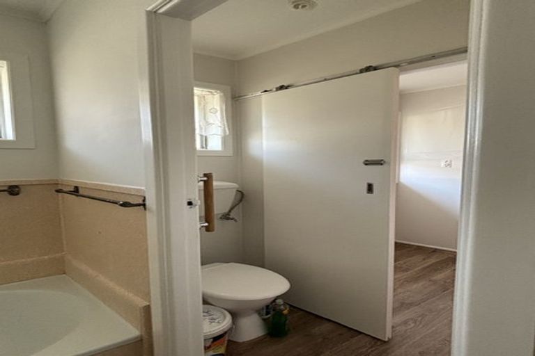 Photo of property in 2/35 Huia Road, Papatoetoe, Auckland, 2025