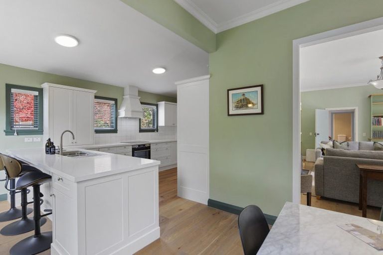 Photo of property in 16 Desmond Street, Merivale, Christchurch, 8014