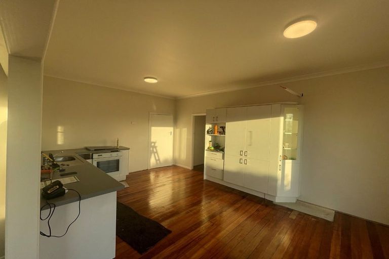 Photo of property in 29 Kahikatea Street, Inglewood, 4330