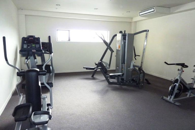 Photo of property in Royal Court Apartments, 1193unit Hinemoa Street, Rotorua, 3010