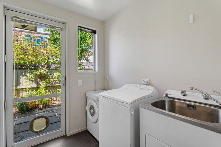 Photo of property in 50 Kelliher Drive, Wanaka, 9305