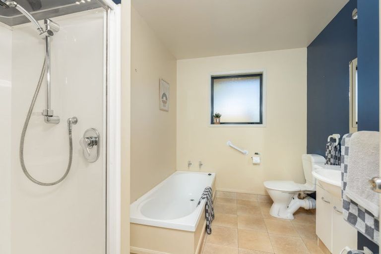 Photo of property in 24 Totara Park Avenue, Motueka, 7120