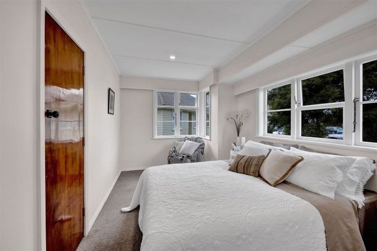 Photo of property in 13 Malone Place, Hawera, 4610