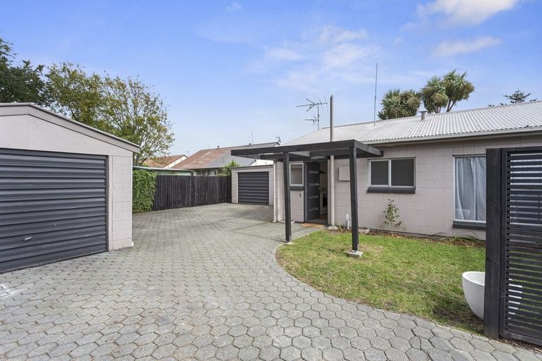 Photo of property in 1/106 Charles Street, Waltham, Christchurch, 8011