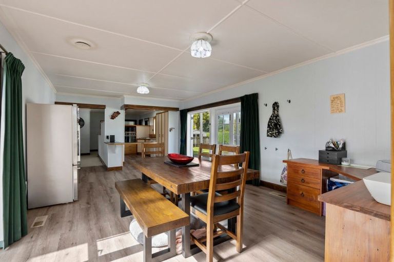 Photo of property in 12 Regan Street, Stratford, 4332