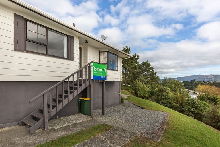 Photo of property in 25 Staysail Place, Whitby, Porirua, 5024