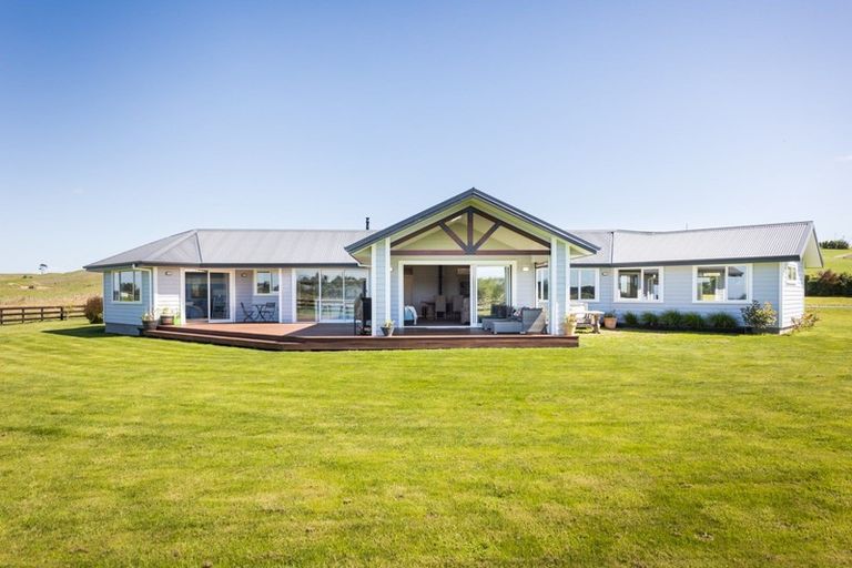 Photo of property in 467 Lees Road, Feilding, 4775