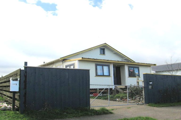 Photo of property in 109 Sherwill Street, Feilding, 4702