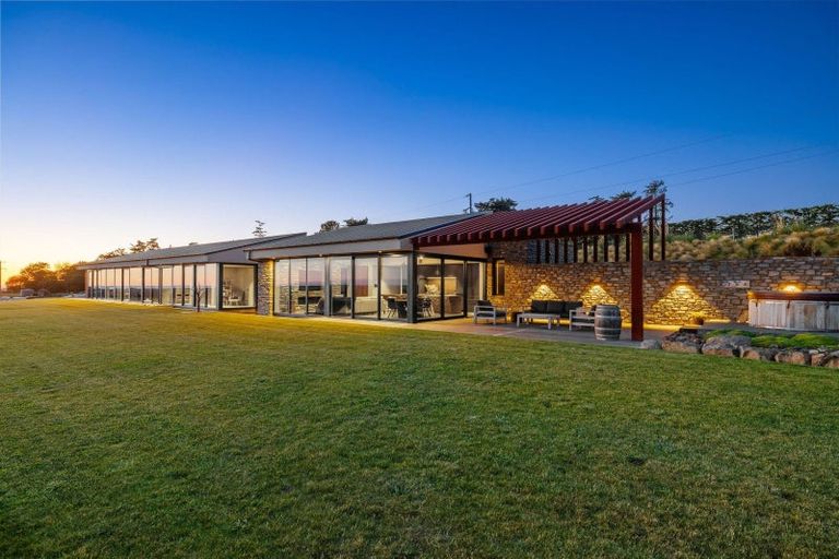 Photo of property in 418 Spur Road, Rosewill, Timaru, 7975