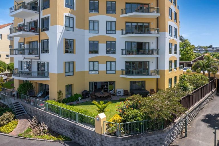 Photo of property in 41 Waterside Crescent, Gulf Harbour, Whangaparaoa, 0930