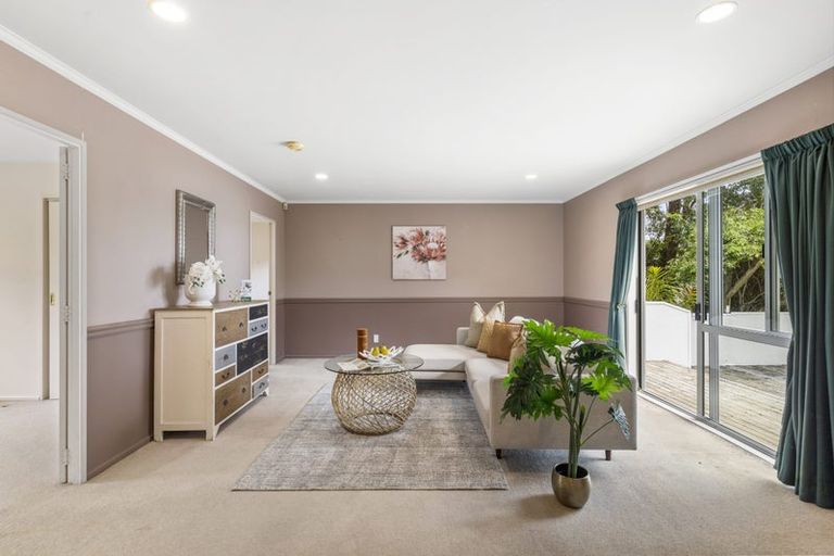 Photo of property in 7 Sandpiper Grove, Unsworth Heights, Auckland, 0632