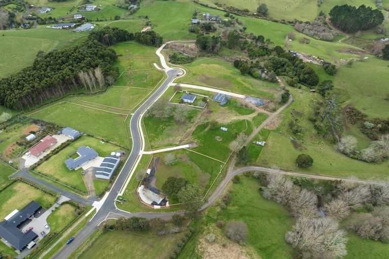 Photo of property in 82 Dean Road, Pokeno, 2471