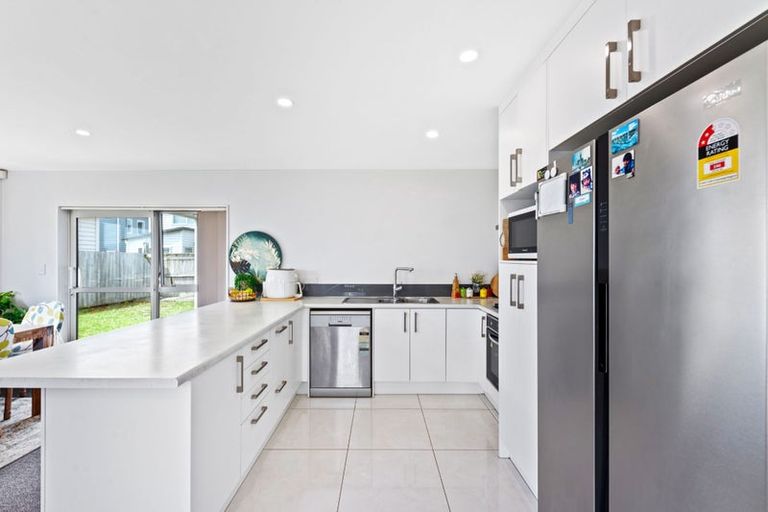 Photo of property in 3 Toutouwai Lane, Favona, Auckland, 2024