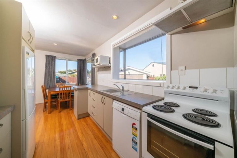 Photo of property in 487 Mairehau Road, Parklands, Christchurch, 8083