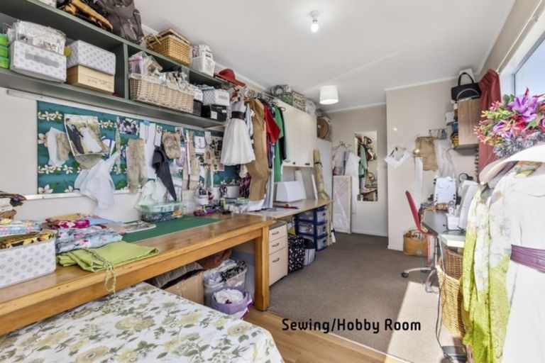 Photo of property in 104 Kowhai Street, Naenae, Lower Hutt, 5011