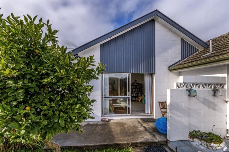Photo of property in 49 Cedars Street, Hoon Hay, Christchurch, 8025