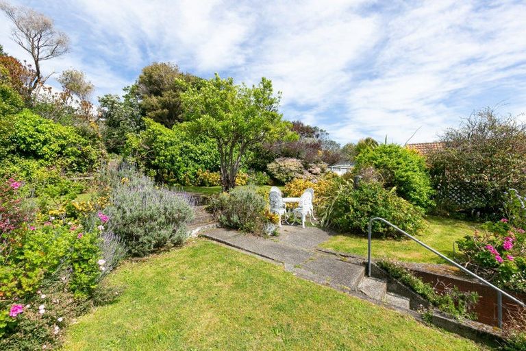 Photo of property in 26 The Quadrant, Miramar, Wellington, 6022